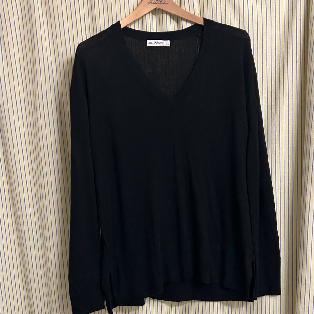 Zara Classic Black V-Neck Sweater
